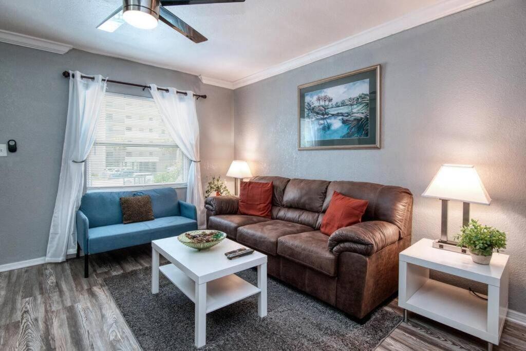 Sunset Beach Suites Of Madeira Beach! Pet Friendly Summer Getaway! Steps To Beach! - Suite 10 St. Pete Beach Esterno foto